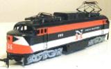 HO EP-5 - Made from AHM C-Liner shells and an Athearn Alco PA chassis. HO EP-5 - Made from AHM C-Liner shells and an Athearn Alco PA chassis.